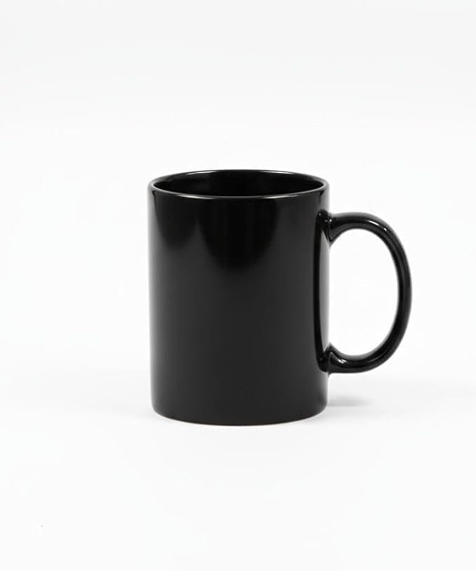 Durable Everyday Beverage Mug – Minimalist Glossy Ceramic Cup for Home or Office.