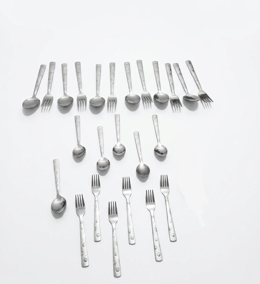 ​24-Piece Stainless Steel Flatware Set with Embossed Bubble Design - Service for 6, Includes Dinner Spoons, Dinner Forks, Teaspoons & Dessert Forks - Rust-Resistant Cutlery Set