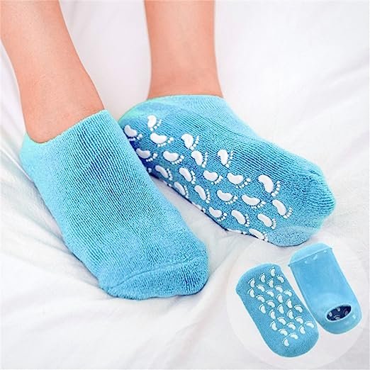 Gel Socks Helps Repair Dry Cracked Skins
