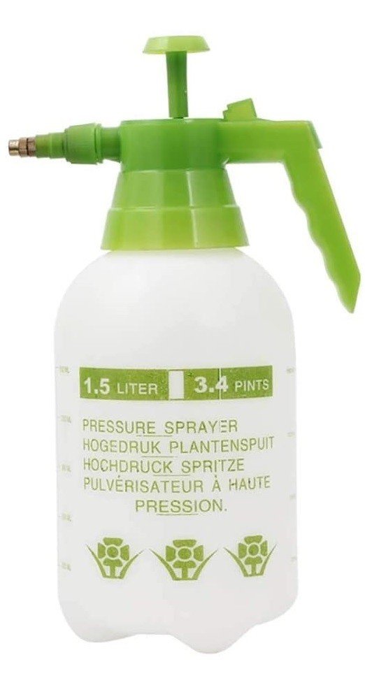 Manual Pressurized Type Pump Garden Spray Lawn Sprinkler Water Mister Spray Bottle for Herbicides Pesticides Fertilizers Plants Flowers 1.5 Liter Capacity