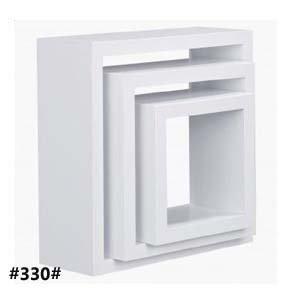 Cubic wall shelf - white